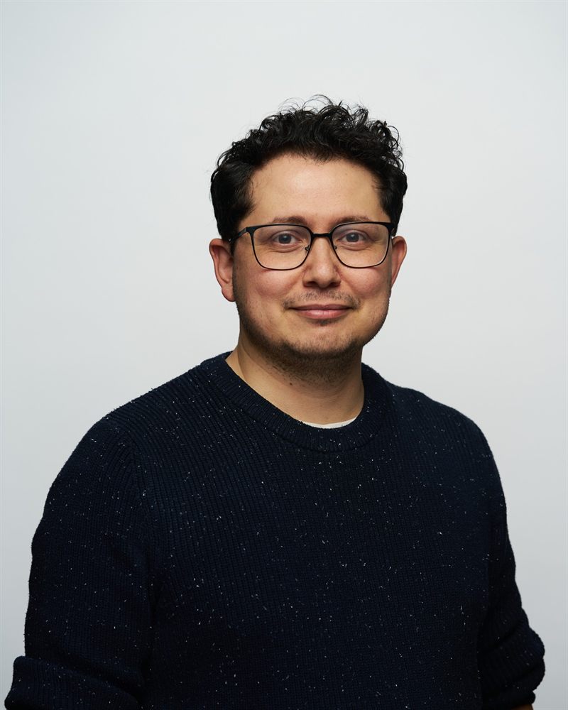 Ugur Ozer, mortgage broker at demir.loans